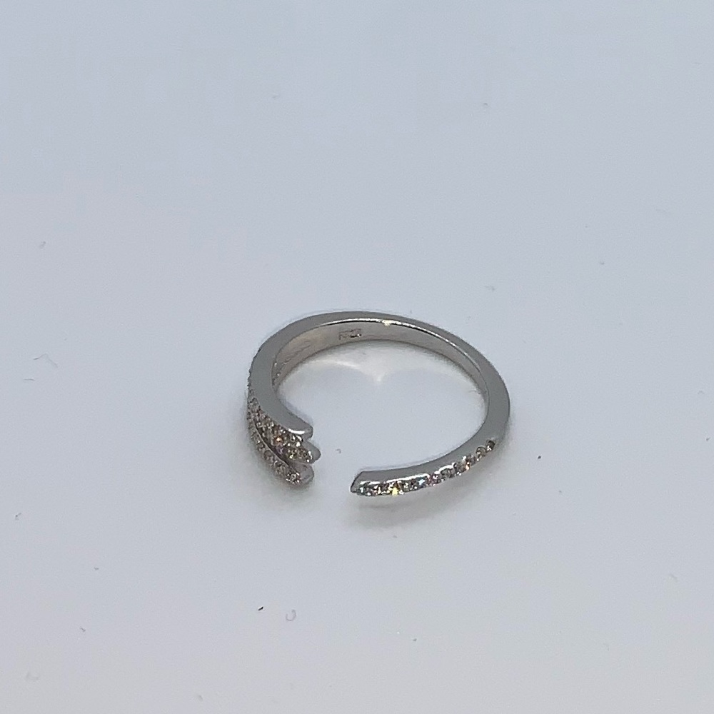 Ring - Picture 2 of 3